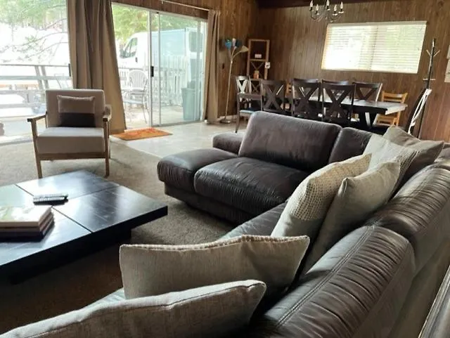Close To Heaven With Hot Tub, Wet Bar Game Room South Lake Tahoe