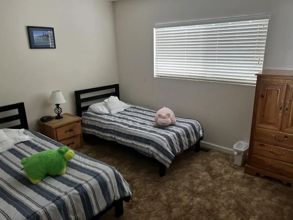Semesterbostad Close To Heaven With Hot Tub, Wet Bar Game Room South Lake Tahoe