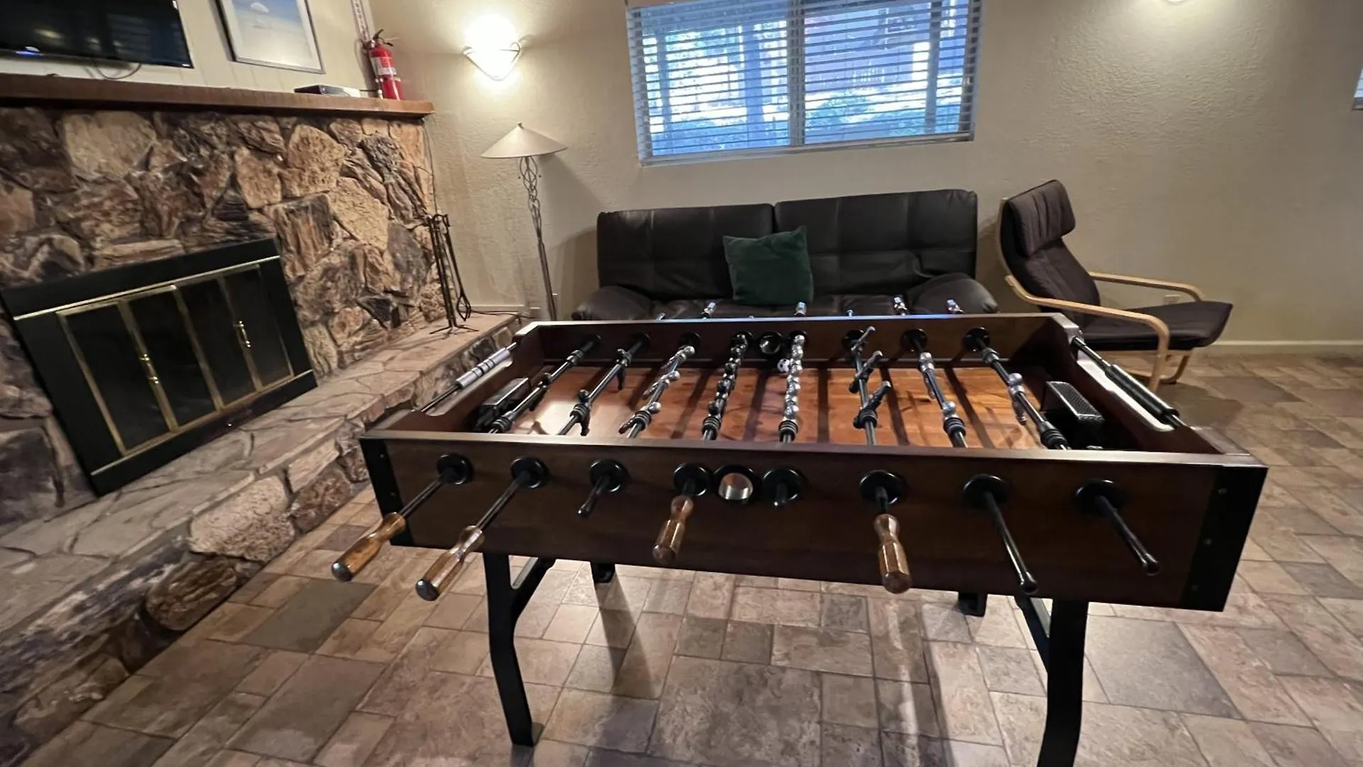 Close To Heaven With Hot Tub, Wet Bar Game Room South Lake Tahoe Semesterbostad