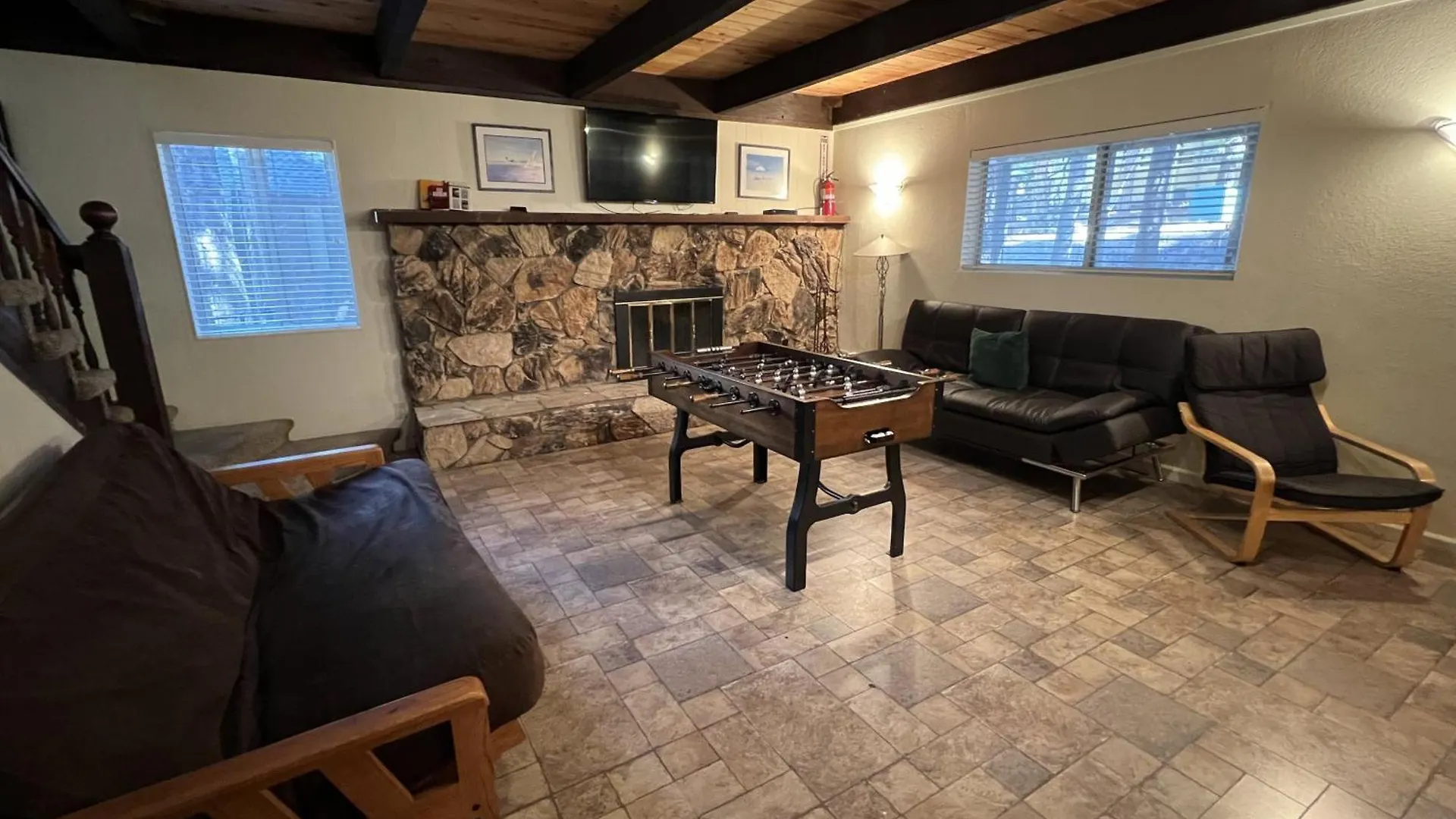 Close To Heaven With Hot Tub, Wet Bar Game Room South Lake Tahoe